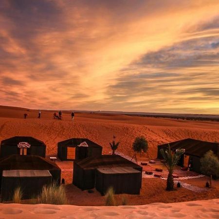 Camp Sahara Holidays M'Hamid Exteriör bild