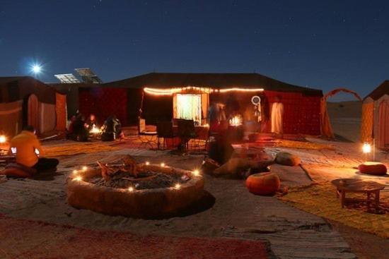 Camp Sahara Holidays M'Hamid Exteriör bild