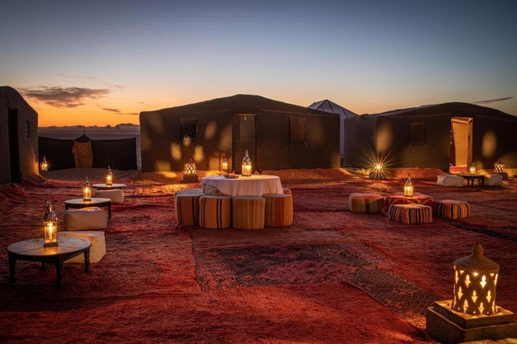 Camp Sahara Holidays M'Hamid Exteriör bild